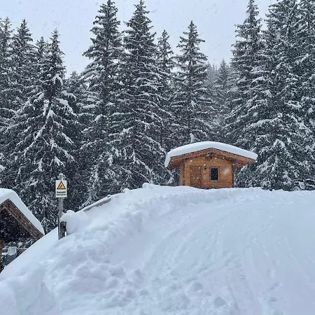 Dağ evi Wasserfallhuette Saalbach-Hinterglemm