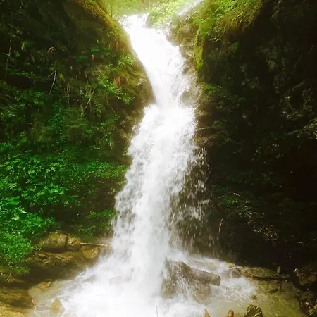 Wasserfallhuette