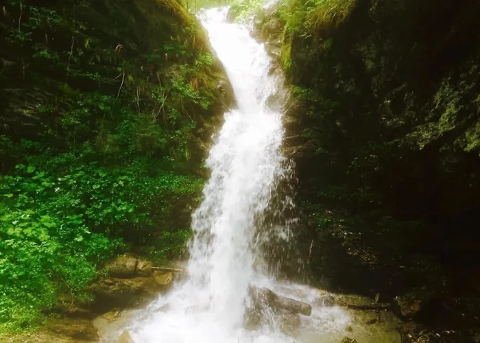 Wasserfallhuette